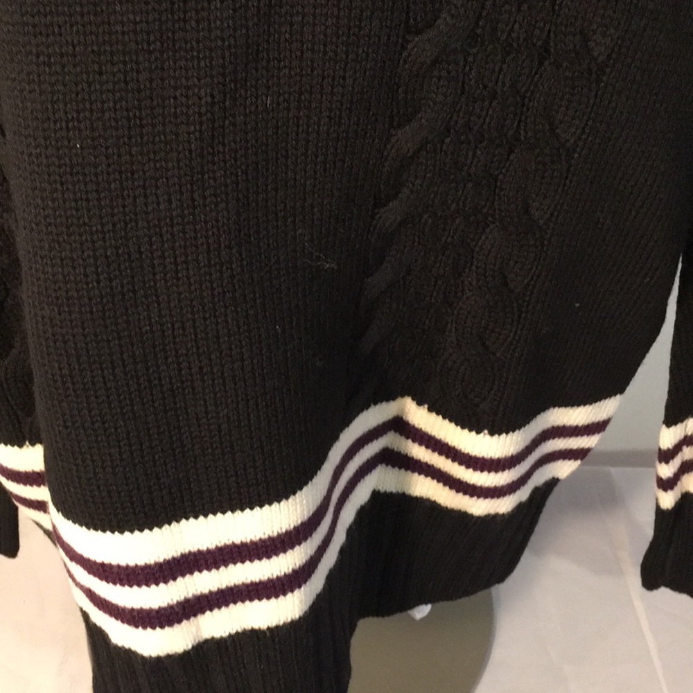 Sweater - Picture 5 of 5